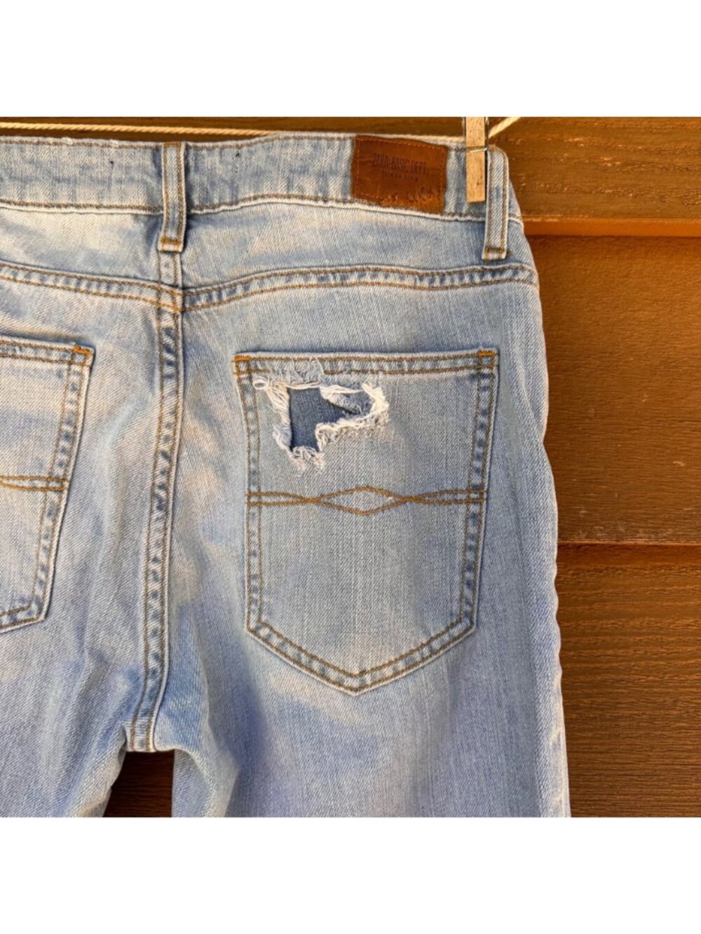 Zara Basic Z1975 Distressed Skinny Light Wash Jeans With Frayed Hem Size 00 Wome - Picture 9 of 11